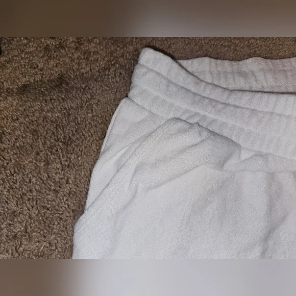 NWT DKNY Sport Terry Cloth shorts size XL - Picture 4 of 6